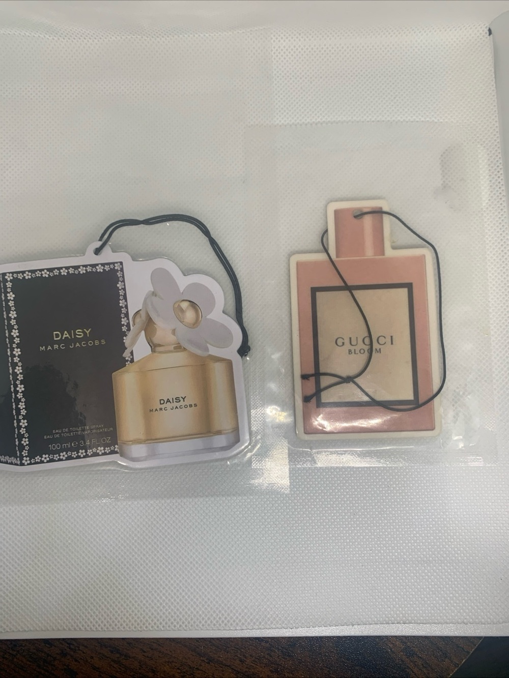 Marc Jacobs Daisy & Gucci Bloom Air Fresheners
